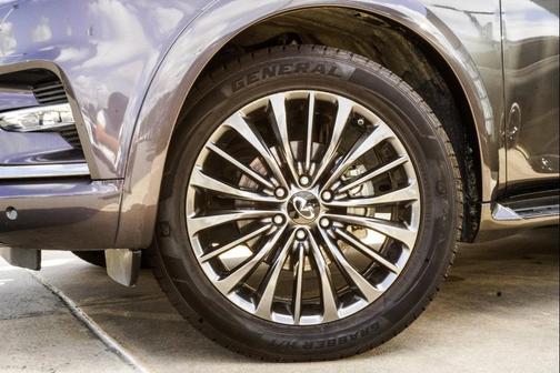 Anthracite Gray 2024 INFINITI QX80 SENSORY AWD