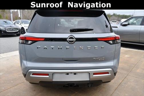 2023 Nissan Pathfinder Platinum 4WD