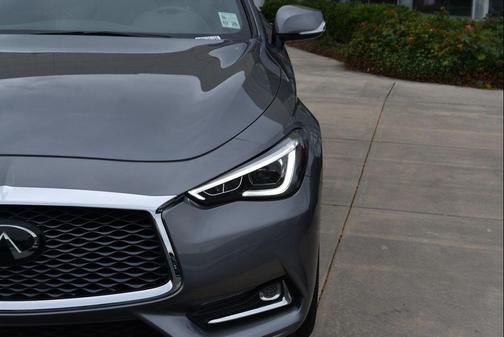 2022 INFINITI Q60 2.0t PURE