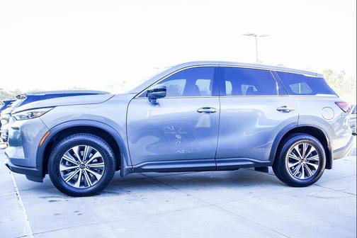 2023 INFINITI QX60 Pure