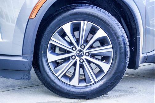 2023 INFINITI QX60 Pure