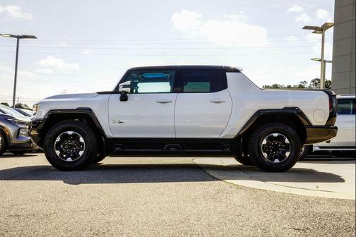 Interstellar White 2023 GMC HUMMER EV Pickup 3X