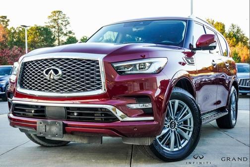 2022 INFINITI QX80 Luxe