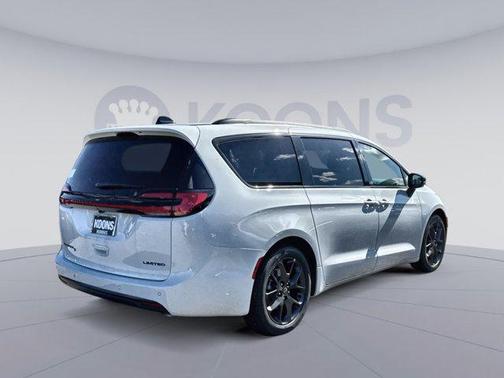 2026 Chrysler Pacifica Limited