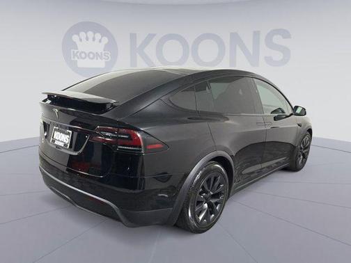2023 Tesla Model X Standard Range
