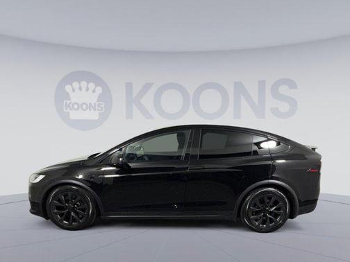 2023 Tesla Model X Standard Range