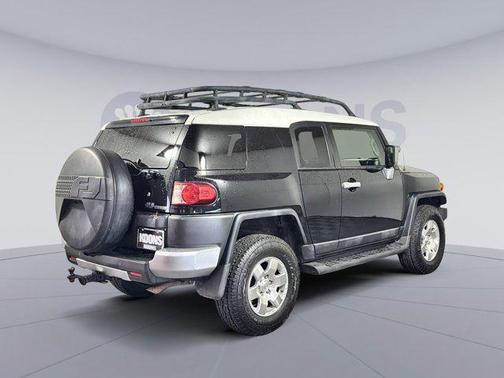 2010 Toyota FJ Cruiser Base