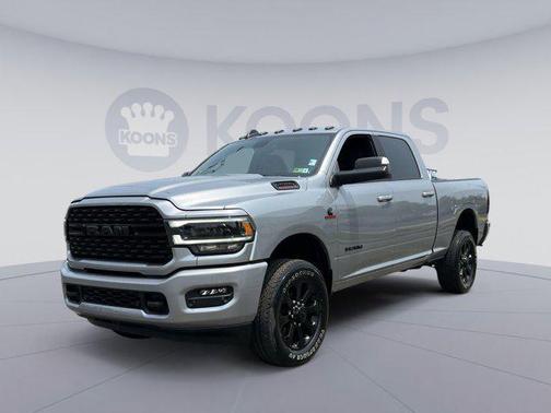2022 RAM 2500 Big Horn Crew Cab 4x4 6'4' Box