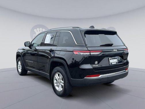 2022 Jeep Grand Cherokee Laredo
