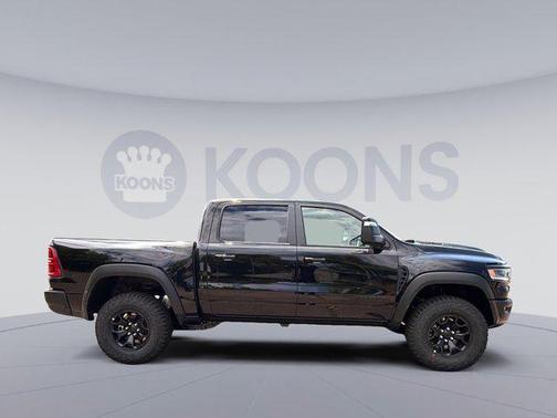 Diamond Black Crystal Pearlcoat 2026 RAM 1500 RHO Crew Cab 4x4 5'7' Box