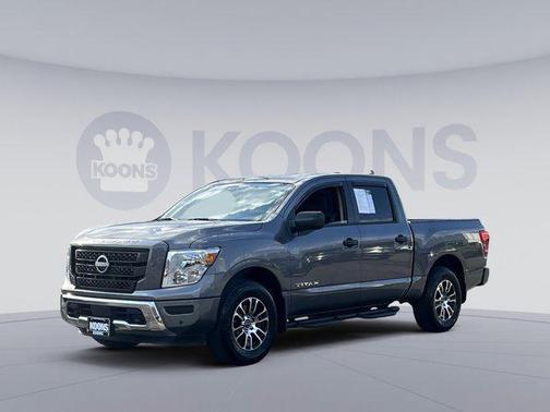 2024 Nissan Titan SV