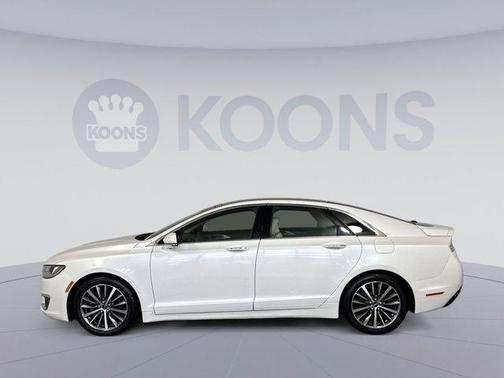 2017 Lincoln MKZ Base