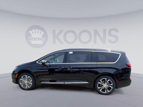 2025 Chrysler Pacifica L