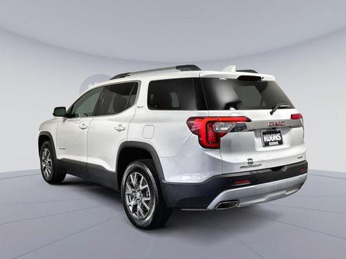 2023 GMC Acadia AWD SLT