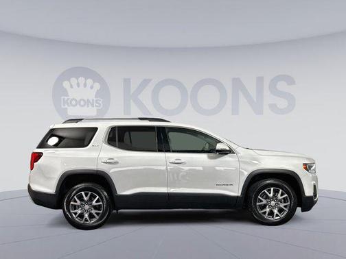 2023 GMC Acadia AWD SLT