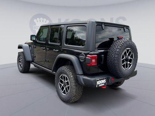 Black Clearcoat 2026 Jeep Wrangler Rubicon