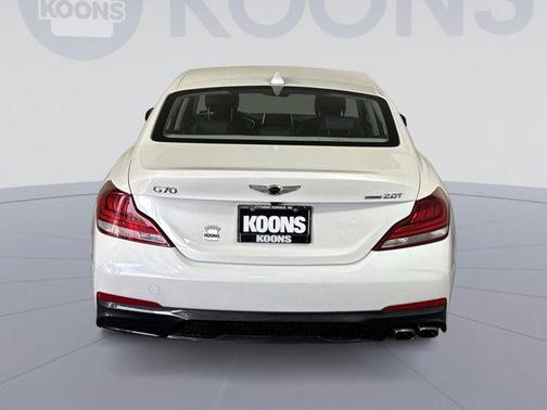 2021 Genesis G70 2.0T AWD