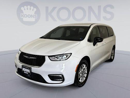 2025 Chrysler Pacifica L