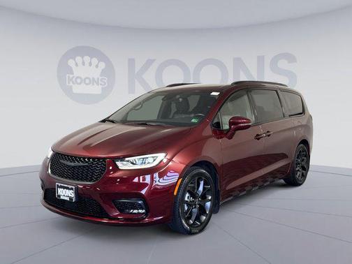 2021 Chrysler Pacifica Touring L