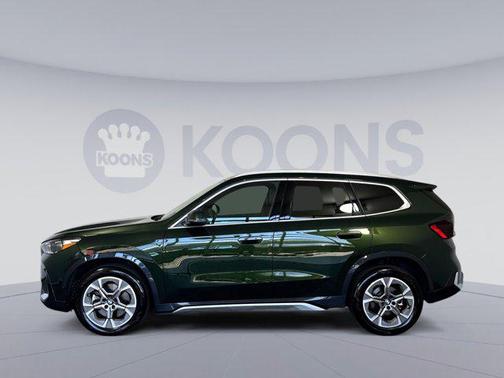 San Remo Green Metallic 2025 BMW X1 xDrive28i