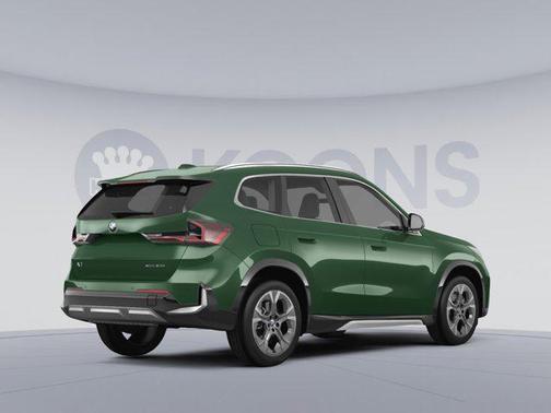 San Remo Green Metallic 2025 BMW X1 xDrive28i
