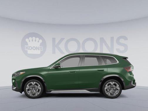 San Remo Green Metallic 2025 BMW X1 xDrive28i