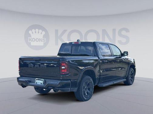 Diamond Black Crystal Pearlcoat 2026 RAM 1500 Big Horn/Lone Star