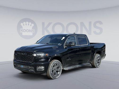 Diamond Black Crystal Pearlcoat 2026 RAM 1500 Big Horn/Lone Star