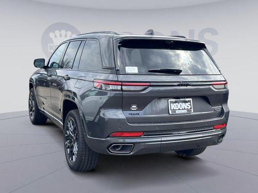 2025 Jeep Grand Cherokee Summit