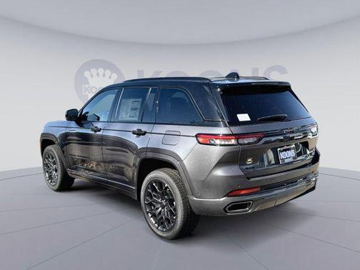2025 Jeep Grand Cherokee Summit