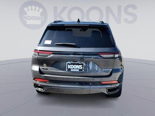 2025 Jeep Grand Cherokee Summit