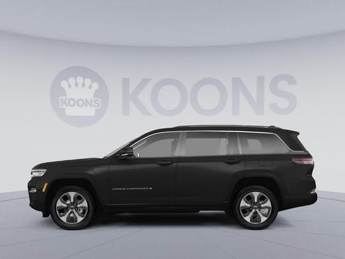 Diamond Black Crystal Pearlcoat 2022 Jeep Grand Cherokee 4xe Base