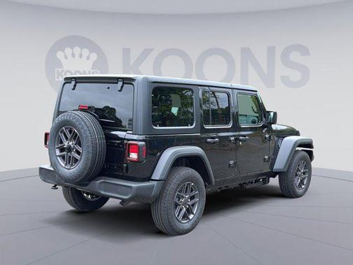 Black Clearcoat 2026 Jeep Wrangler Sport S