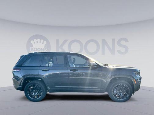 2025 Jeep Grand Cherokee Summit