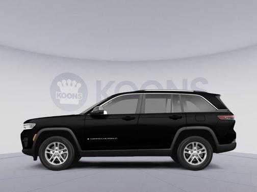Diamond Black Crystal Pearlcoat 2023 Jeep Grand Cherokee Laredo