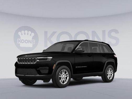 Diamond Black Crystal Pearlcoat 2023 Jeep Grand Cherokee Laredo