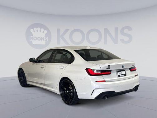 2022 BMW 330 xDrive