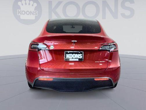 2022 Tesla Model Y Long Range Dual Motor All-Wheel Drive