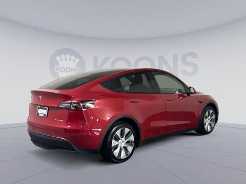 2022 Tesla Model Y Long Range Dual Motor All-Wheel Drive