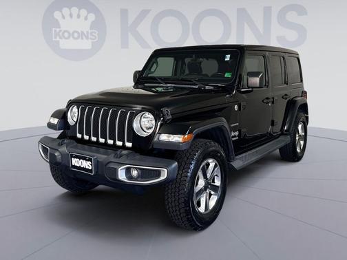 Black Clearcoat 2020 Jeep Wrangler Unlimited Sahara