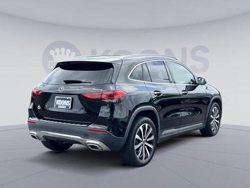 2021 Mercedes-Benz GLA 250 Base 4MATIC