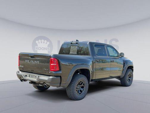 Diamond Black Crystal Pearlcoat 2026 RAM 1500 RHO Crew Cab 4x4 5'7' Box