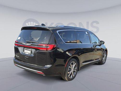 2026 Chrysler Pacifica L