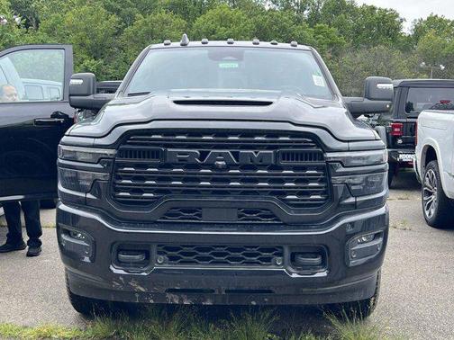 2025 RAM 2500 Limited Mega Cab 4x4 6'4' Box