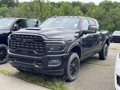 2025 RAM 2500 Limited Mega Cab 4x4 6'4' Box