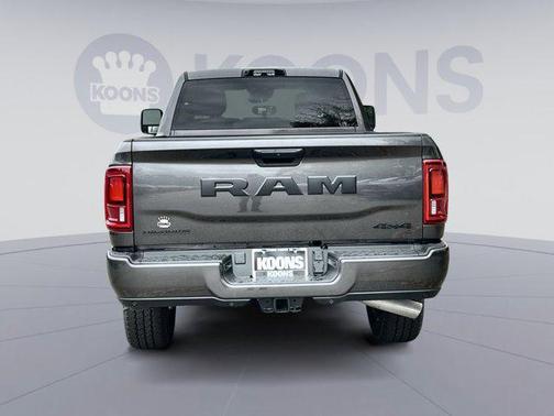 2025 RAM 2500 Big Horn Crew Cab 4x4 6'4' Box