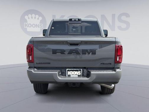 Ceramic Gray Clearcoat 2026 RAM 2500 Laramie Crew Cab 4x4 6'4' Box