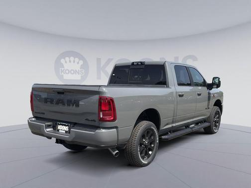 Ceramic Gray Clearcoat 2026 RAM 2500 Laramie Crew Cab 4x4 6'4' Box
