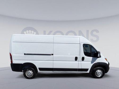 Bright White Clearcoat 2023 RAM ProMaster 2500 High Roof