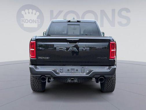 Diamond Black Crystal Pearlcoat 2026 RAM 1500 RHO Crew Cab 4x4 5'7' Box